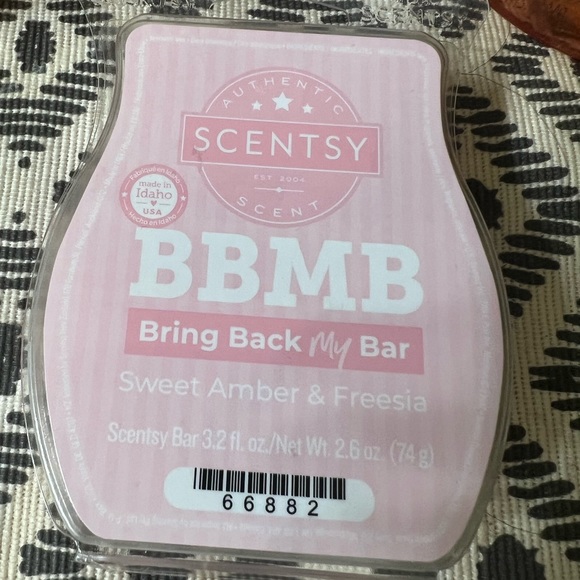 Scentsy & BBW 6 Piece Bundle - Picture 3 of 6